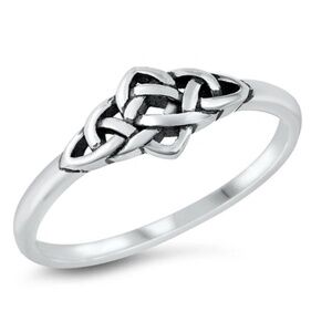 Sterling Silver Celtic Knot Ring – 7 mm Face Height – Size 8